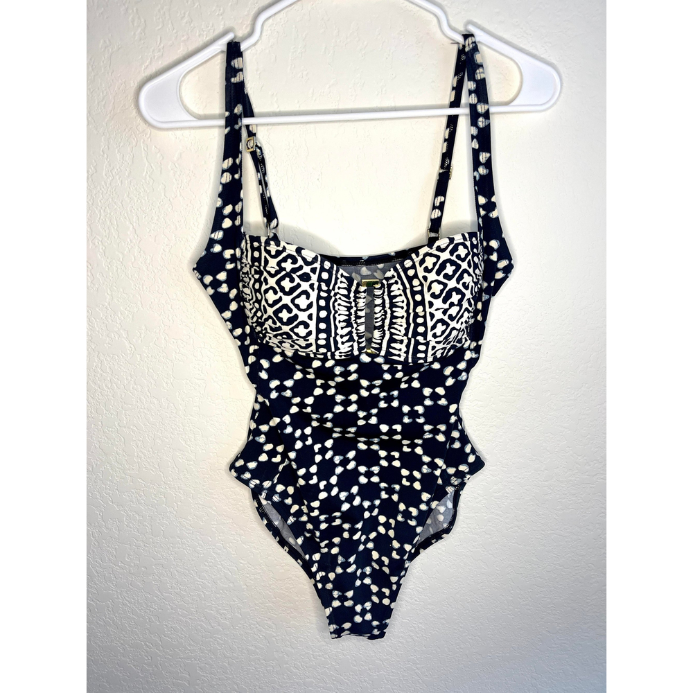 LA BLANCA Gold Hardware Keyhole One Piece Printed Swimsuit